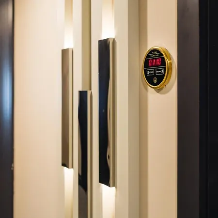 Royal Palace Otel