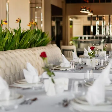 Royal Palace Otel 3*