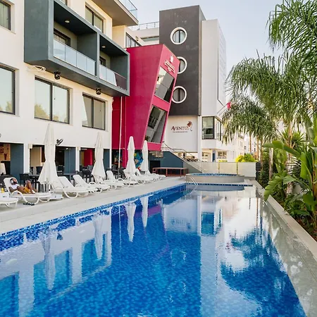 Royal Palace Otel