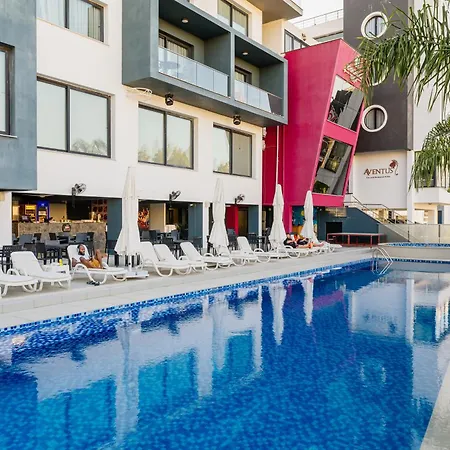 Royal Palace Otel