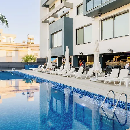 Royal Palace Hotel