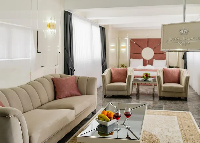 Royal Palace 酒店